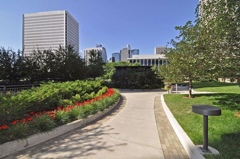 19 S 1st St #B601, Minneapolis, MN 55401