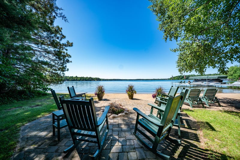 7493 Old Whiskey Rd, Pequot Lakes, MN 56472