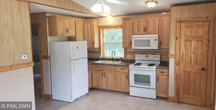 59178 404th Ave, Zumbro Falls, MN 55991