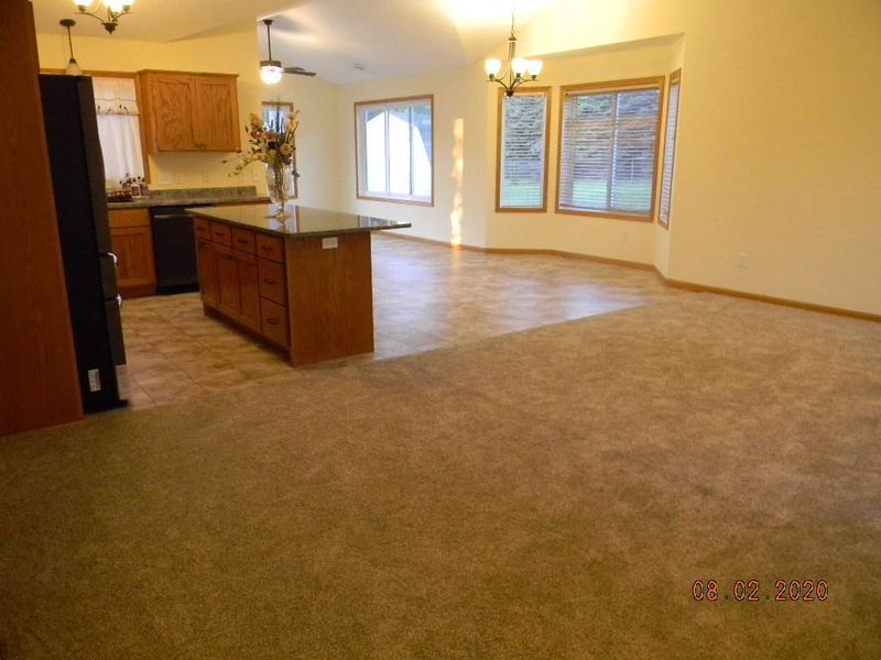 5735 Eagle Ct, Saint Cloud, MN 56303