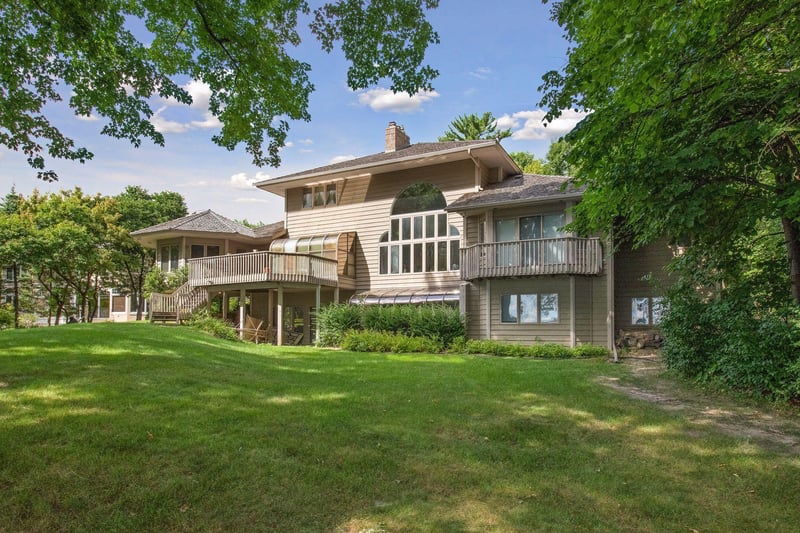 2523 Kelly Ave, Orono, MN 55331