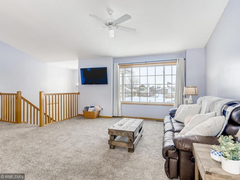 23438 Eidelweiss St NW, Saint Francis, MN 55070
