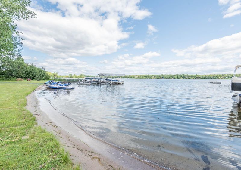 22676 Henderson Rd, Cohasset, MN 55721