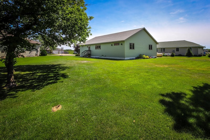 341 Circle Dr, New Munich, MN 56356