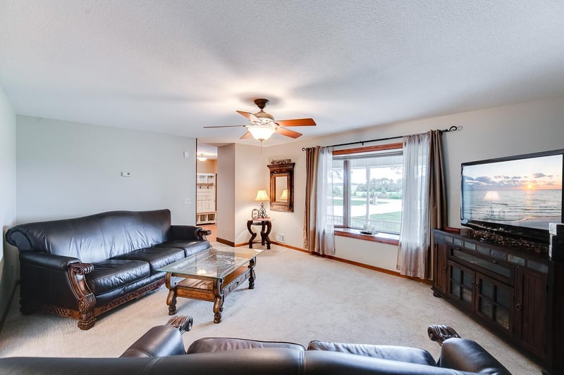 4340 240th St E, Hampton, MN 55031
