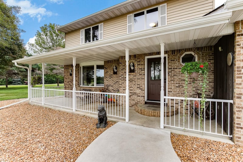 4340 240th St E, Hampton, MN 55031