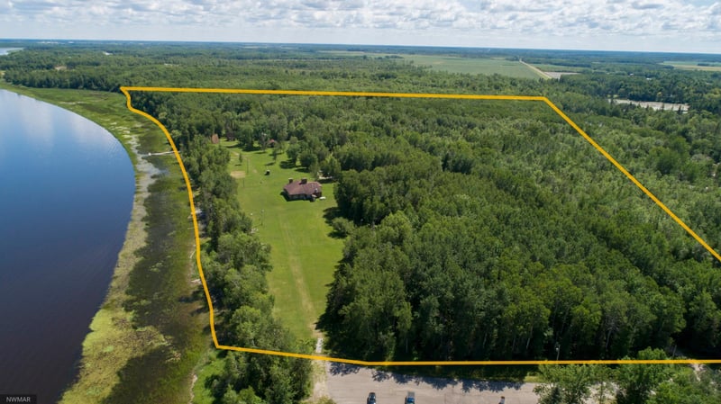 1752 26th Ave NW, Baudette, MN 56623