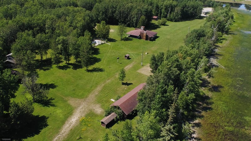 1752 26th Ave NW, Baudette, MN 56623