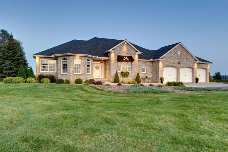 9135 Decker Ave, Northfield, MN 55057