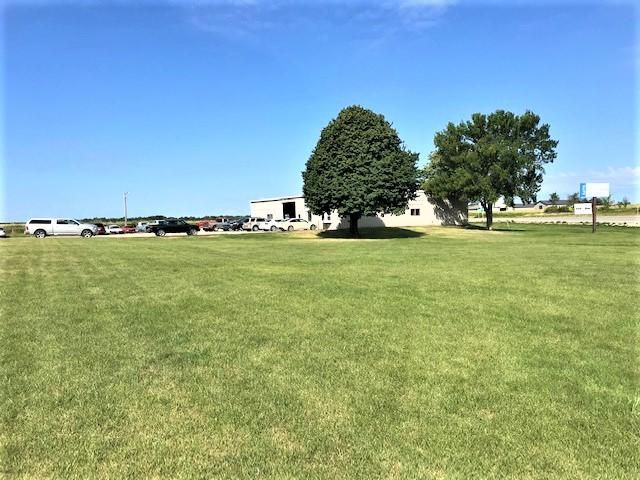 1140 N Broadway St, Spring Valley, MN 55975