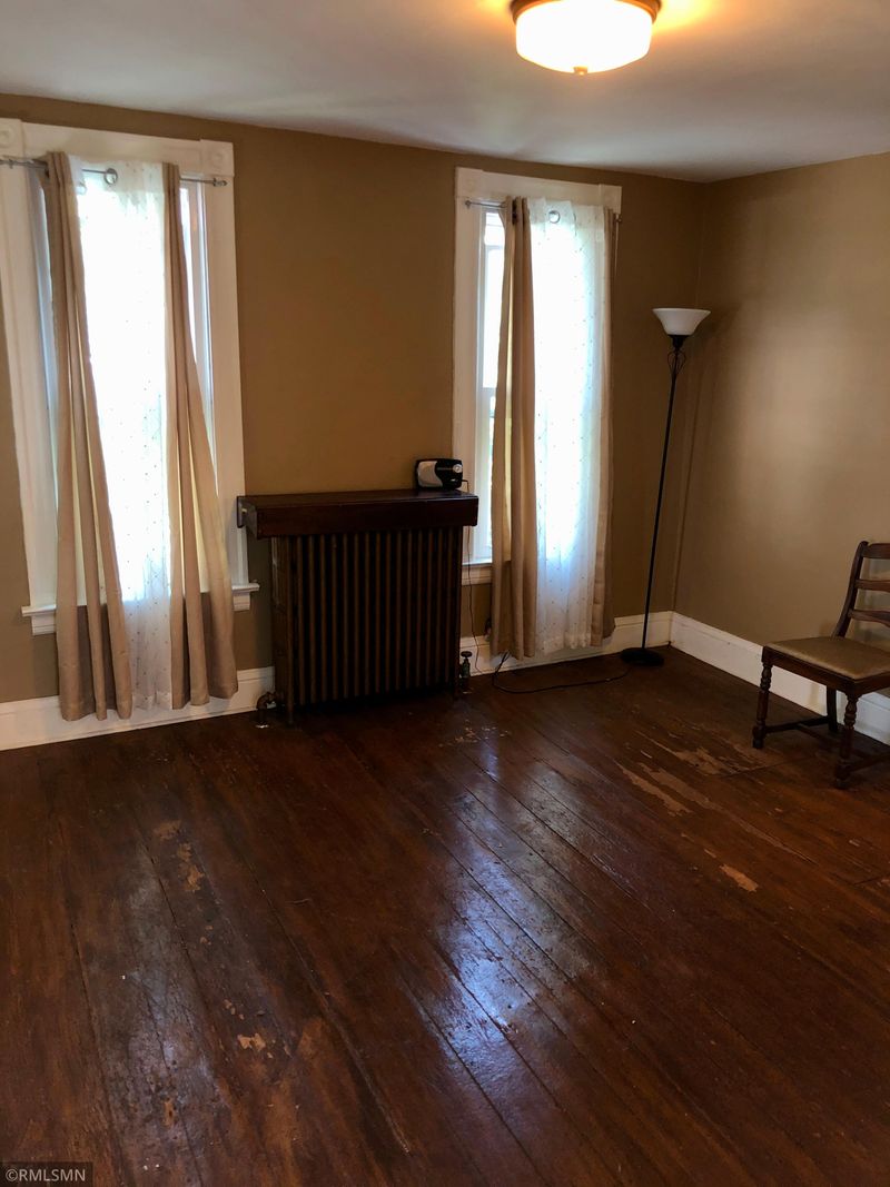 729 E 3rd St, Winona, MN 55987