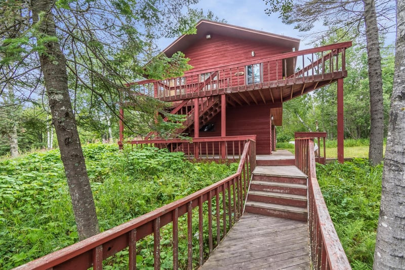 3466 Hwy 61, Two Harbors, MN 55616