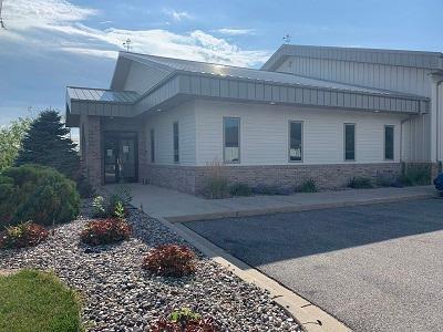 603 E 1st St, Janesville, MN 56048