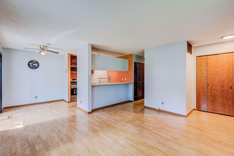 6037 72nd Ln N, Brooklyn Park, MN 55429