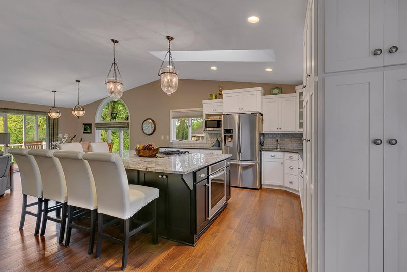 540 Brook Ln, Saint Cloud, MN 56301