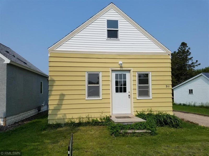 311 Prentice St, Clayton, WI 54004
