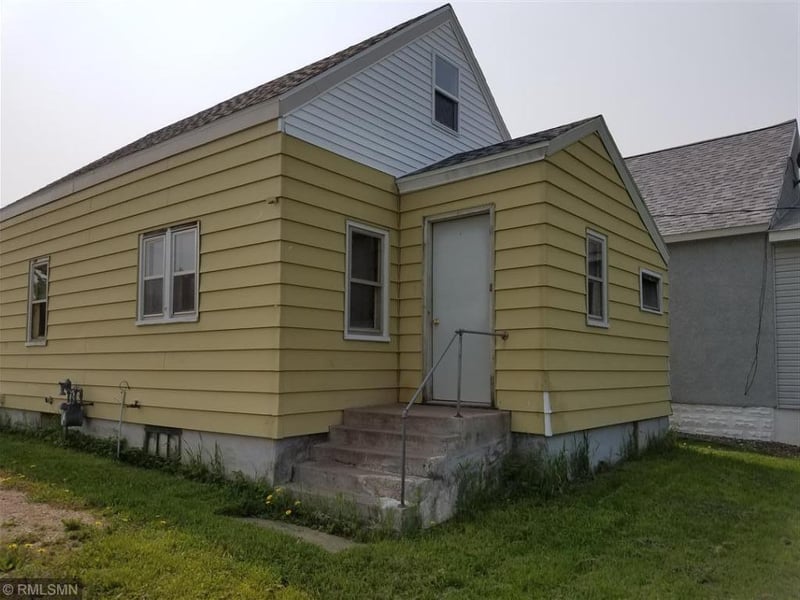311 Prentice St, Clayton, WI 54004