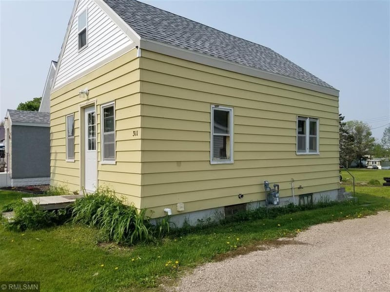 311 Prentice St, Clayton, WI 54004