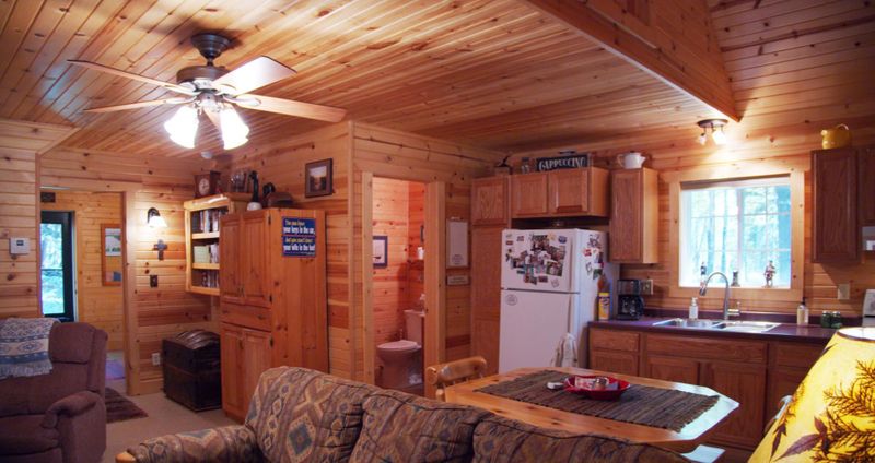 546 Oak Ln, La Pointe, WI 54850