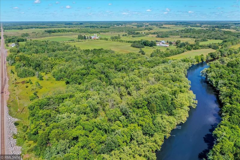 XXXX Highway 107, Grasston, MN 55006