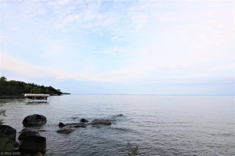 11185 5 Mile Point Rd NW, Federal Dam, MN 56641