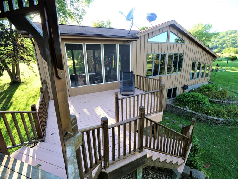 15821 E County Road 14, Kellogg, MN 55945