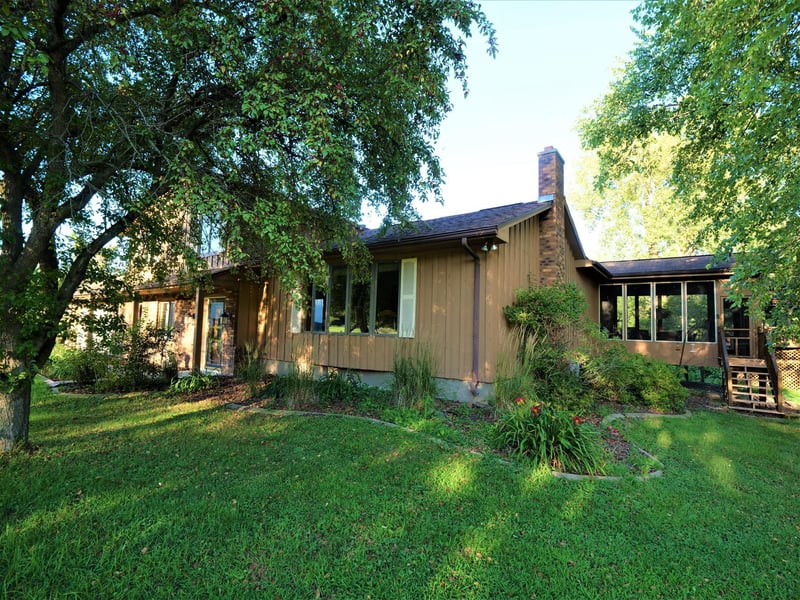 15821 E County Road 14, Kellogg, MN 55945