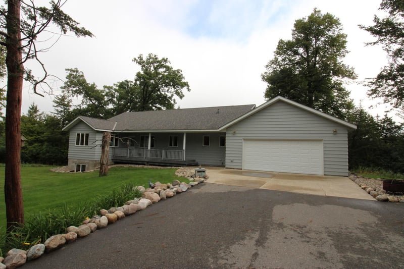 14946 195th Ave NE, Hawick, MN 56273
