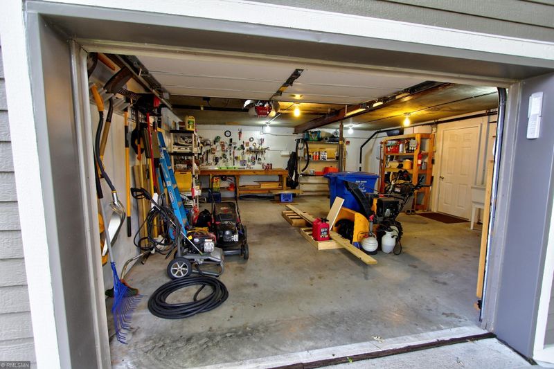 1175 Golf Ridge Cir, Red Wing, MN 55066