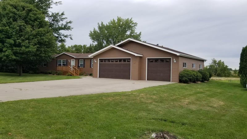 105 2nd St, Elkton, MN 55933