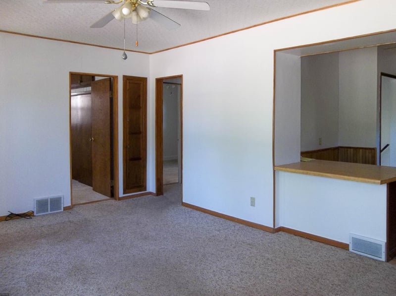 204 W 2nd St, Argyle, MN 56713