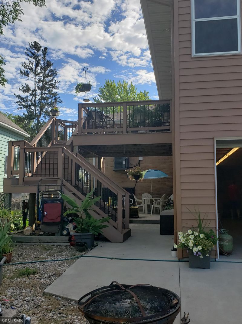 256 N Lexington Ave, Le Center, MN 56057