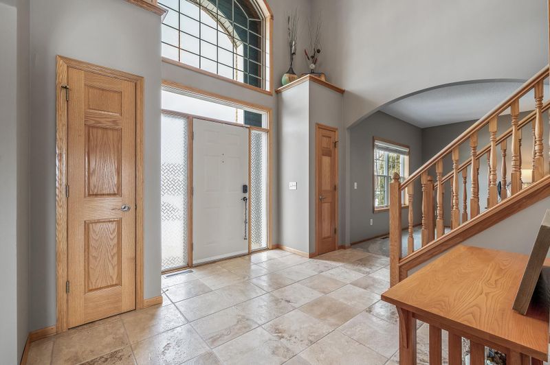 17832 Ikaria Trl, Lakeville, MN 55044