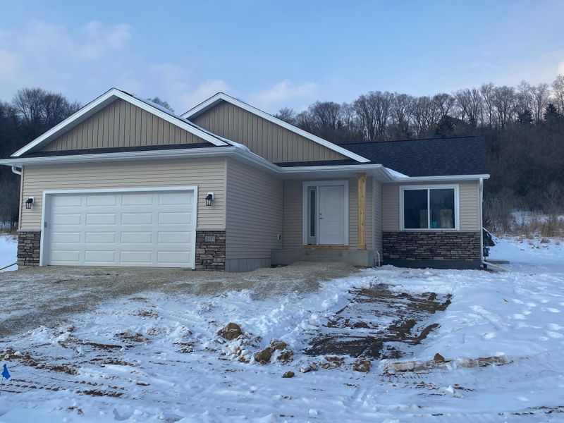 2171 Hadley Hills Dr NE, Rochester, MN 55906