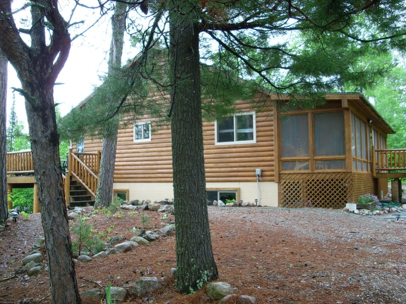 1131 Ring Rock Rd, Ely, MN 55731