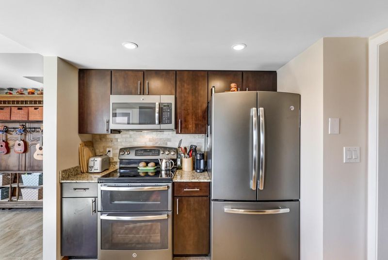 110 1st Ave NE #F1406, Minneapolis, MN 55413