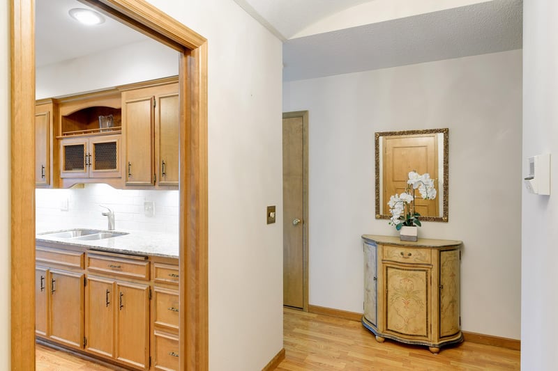 6300 Xerxes Ave S #23, Edina, MN 55423