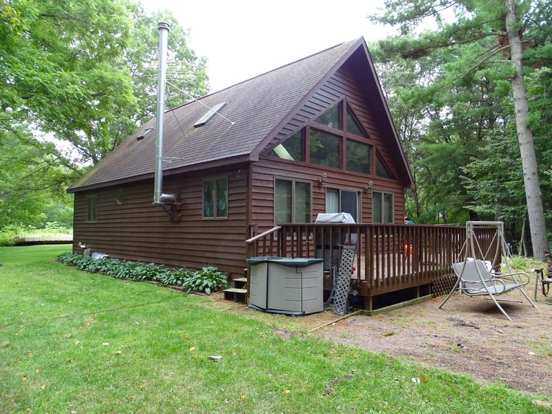 N769 298th St, Eau Galle, WI 54737