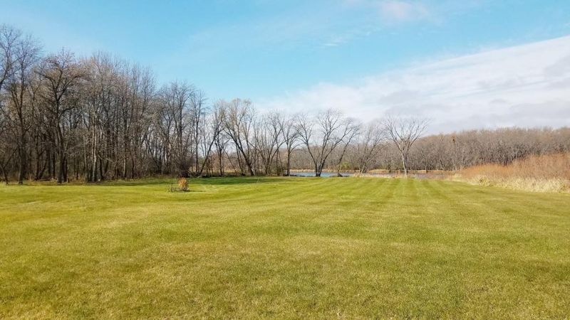 17987 Riverwood Dr, Little Falls, MN 56345