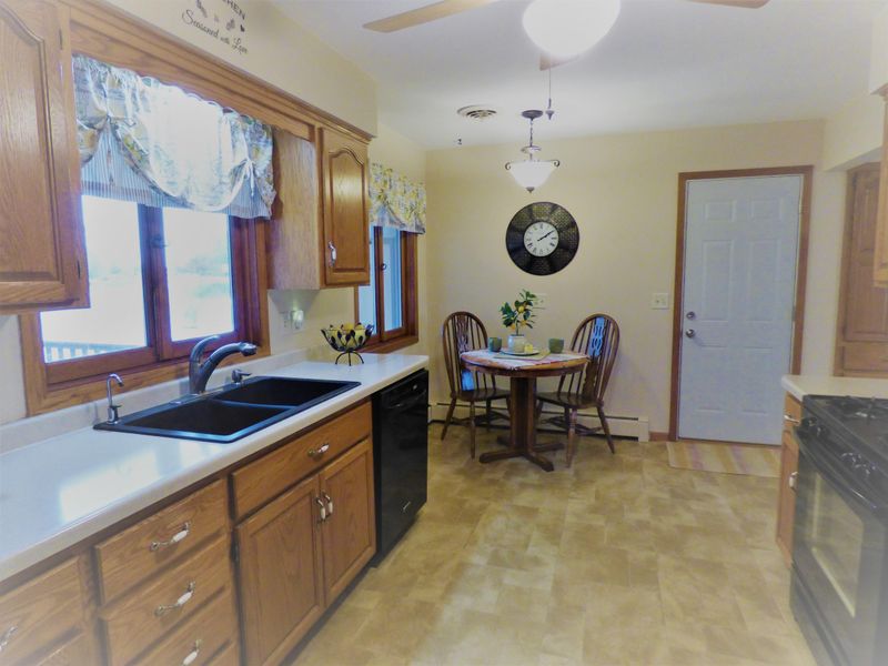 549 Highway 23 E, Milaca, MN 56353