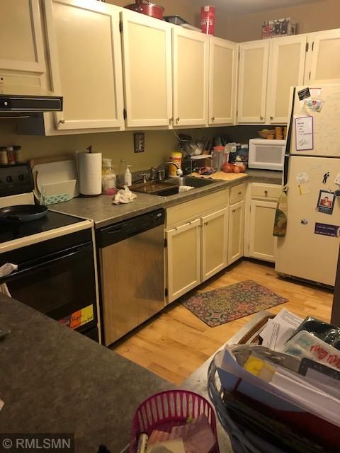 10211 Cedar Lake Rd #213, Minnetonka, MN 55305