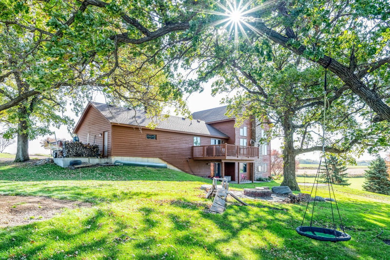 13720 County Road 31, Hamburg, MN 55339