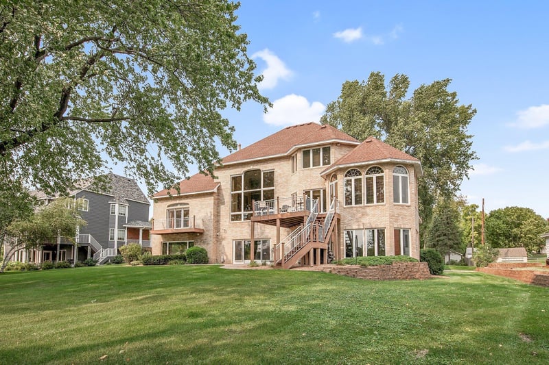 3930 114th Ln NW, Coon Rapids, MN 55433
