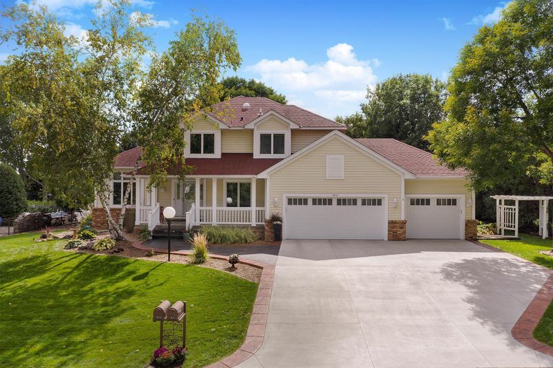 1941 Oak Glen Ln, Stillwater, MN 55082
