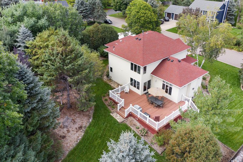 1941 Oak Glen Ln, Stillwater, MN 55082