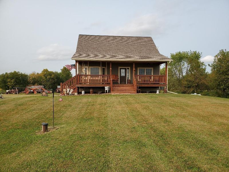 44 Barron Dunn Ave, Clear Lake, WI 54005