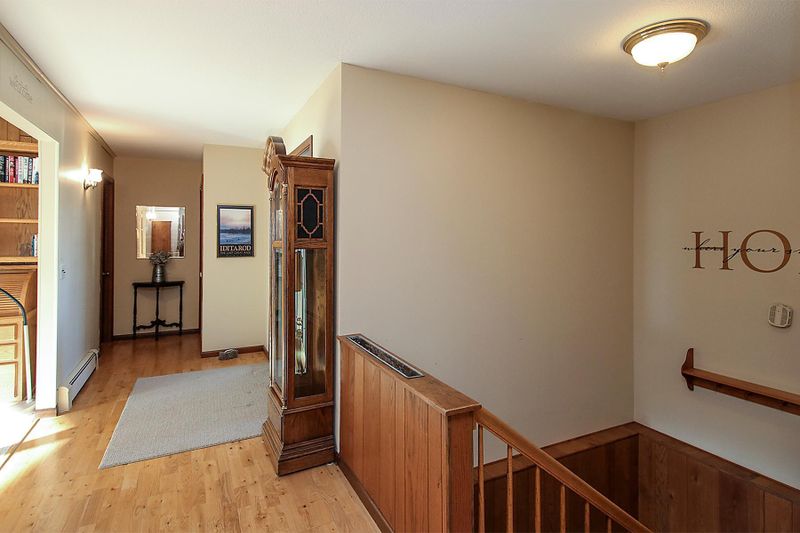 70333 229th St, Dassel, MN 55325