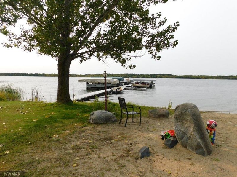 9806 Green Acres Ct NE, Bemidji, MN 56601