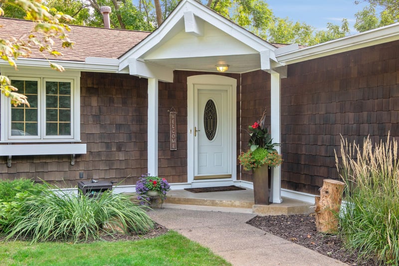 2265 Webber Hills Rd, Orono, MN 55391