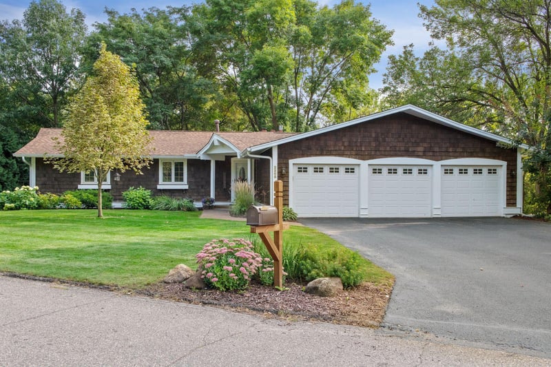 2265 Webber Hills Rd, Orono, MN 55391